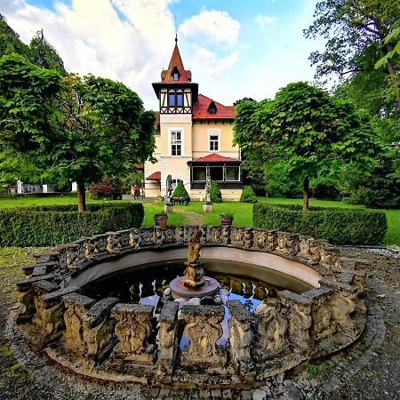 Gloegglhof Bed & Breakfast โทรฟายอาค ภายนอก รูปภาพ