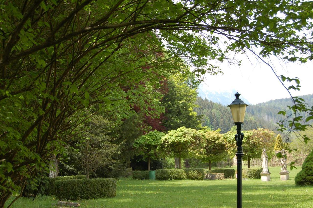 Gloegglhof Bed & Breakfast โทรฟายอาค ภายนอก รูปภาพ