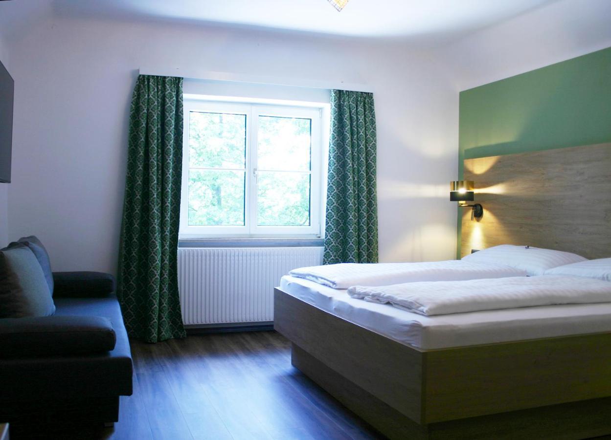 Gloegglhof Bed & Breakfast โทรฟายอาค ภายนอก รูปภาพ